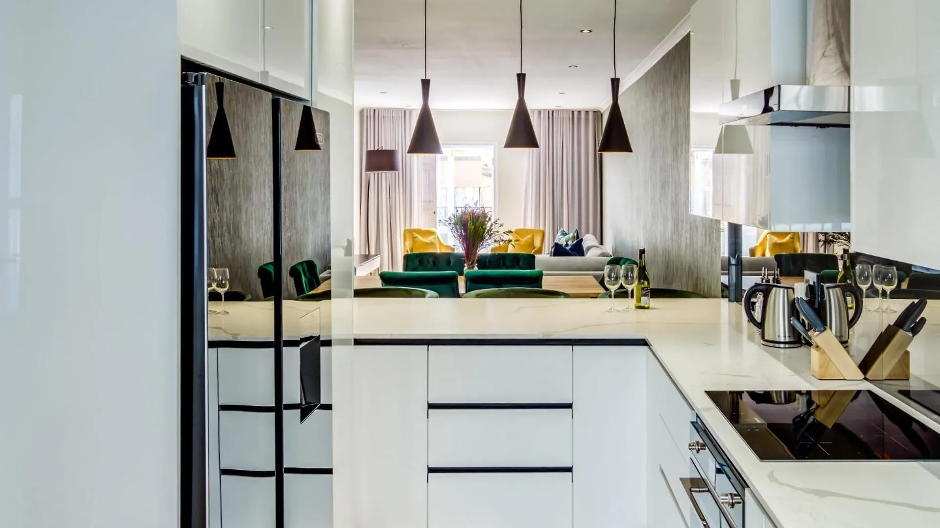 De Waterkant Townhouse With Pool Access 116 Dwp Cape Town 0*,  South Africa